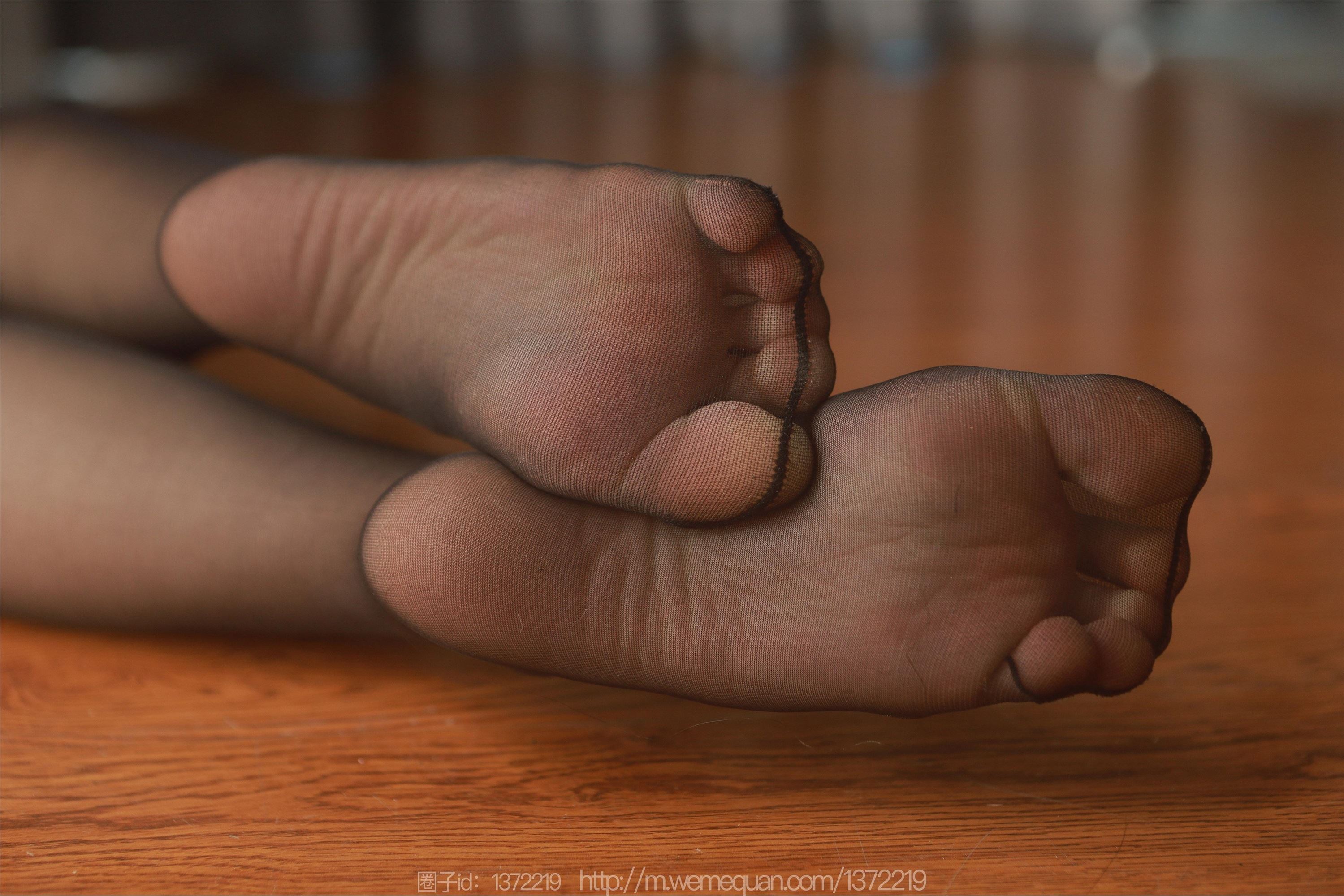 IESS异思趣向  2023.04.01 丝享家 1408 兔兔《火爆双吊带》